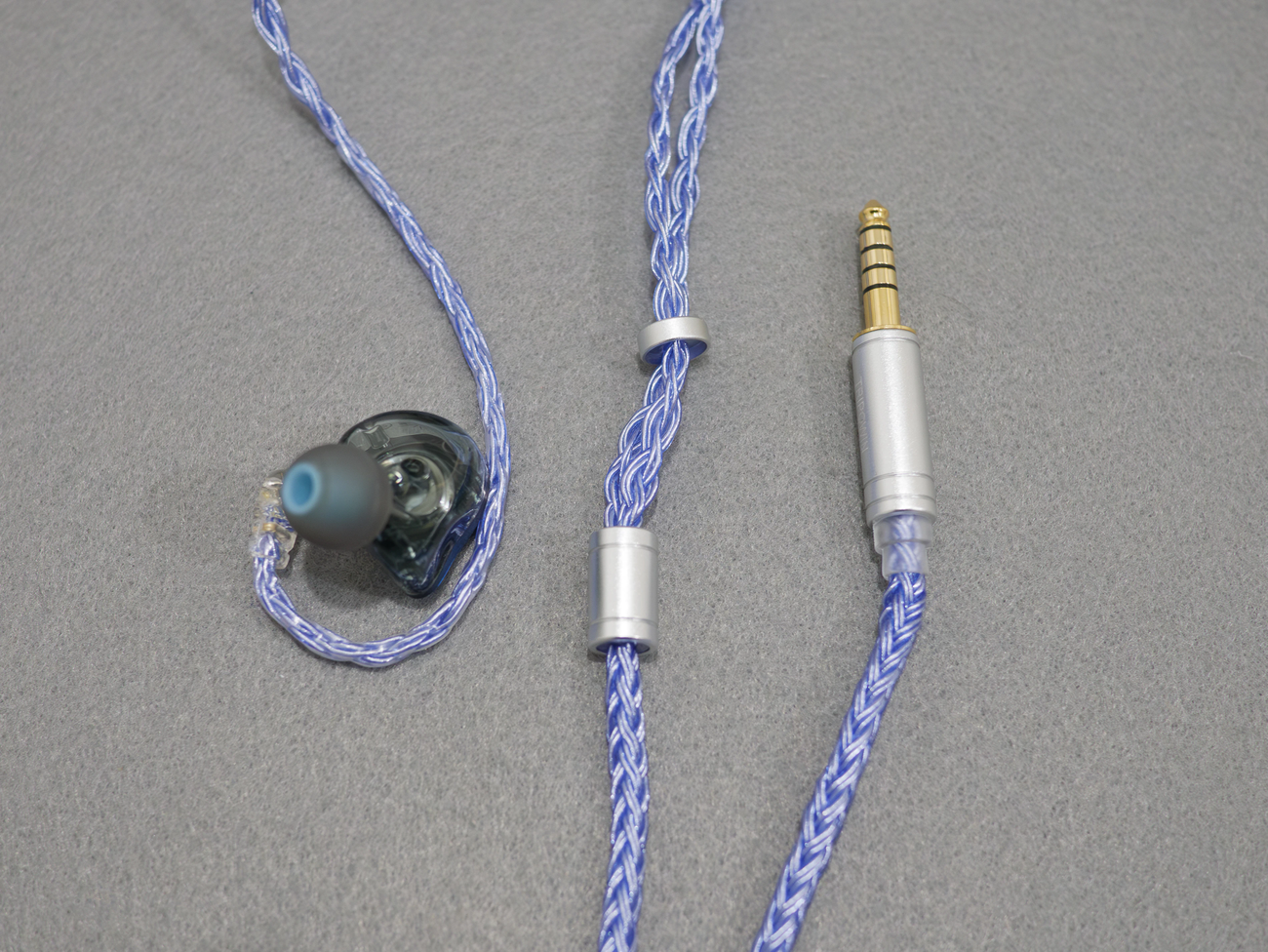 TRIPOWIN Zonie Blue (qdc)